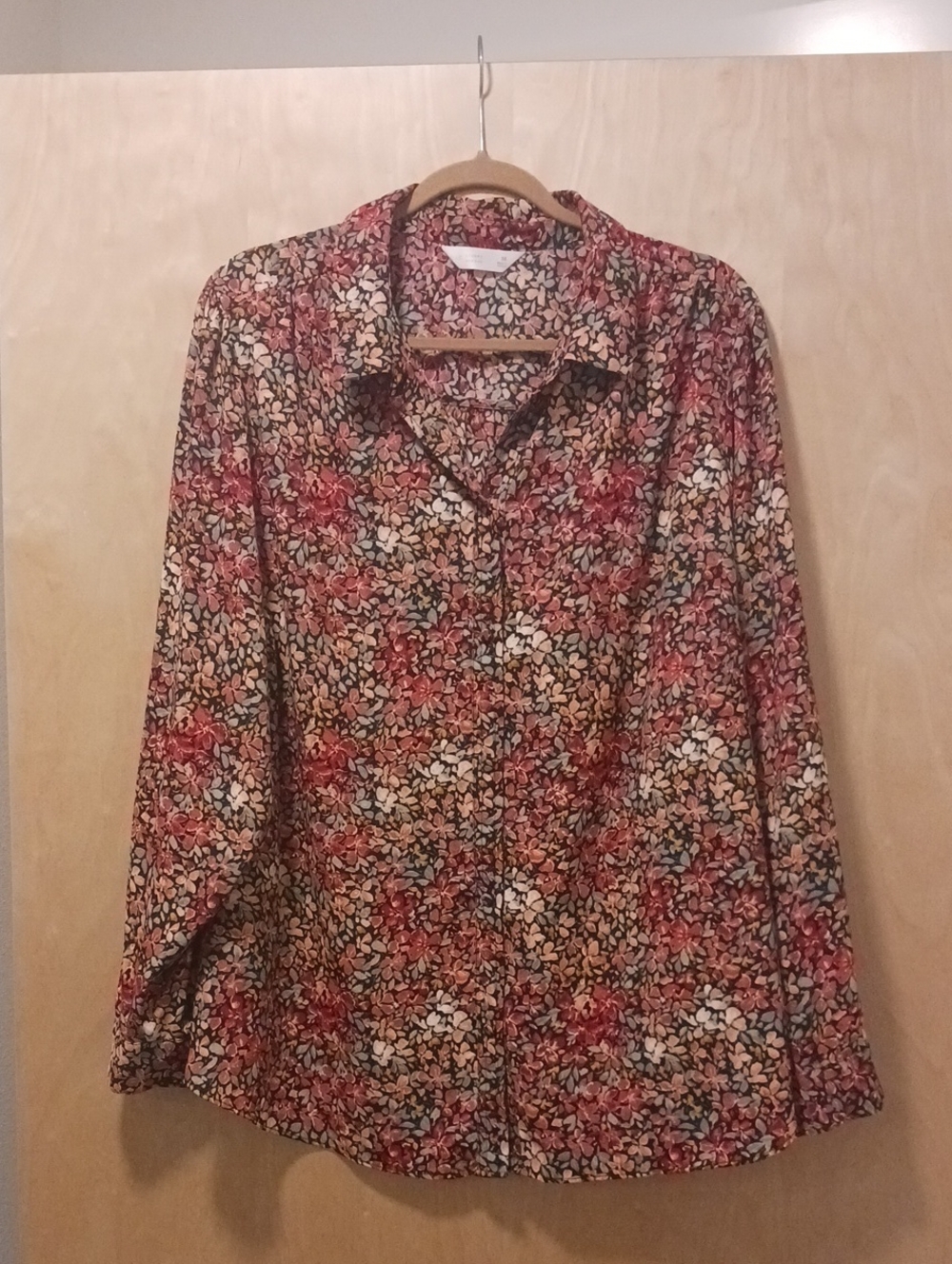 Women's Long-Sleeve Floral Button-Up Shirt - Red Multi